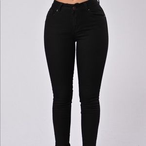 COPY - COPY - Fashion nova black jeans